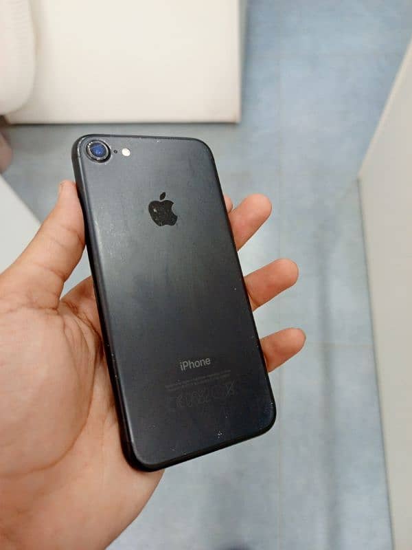Iphone 7 32gb pta approved 100% battery health not any issue for sale 0