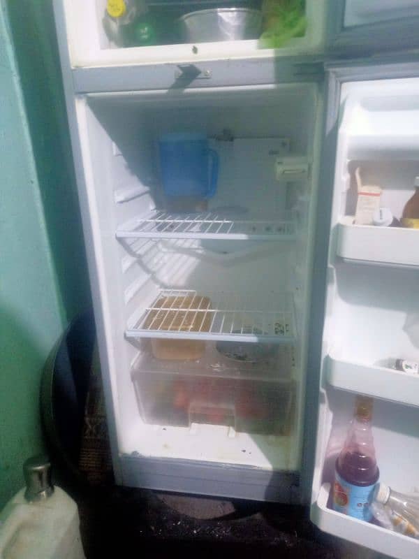 dawalance refrigerator sell krna he new Lena hai fullsize ka 5