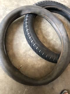 gernal tire tube achi halat mein 125 ka hai
