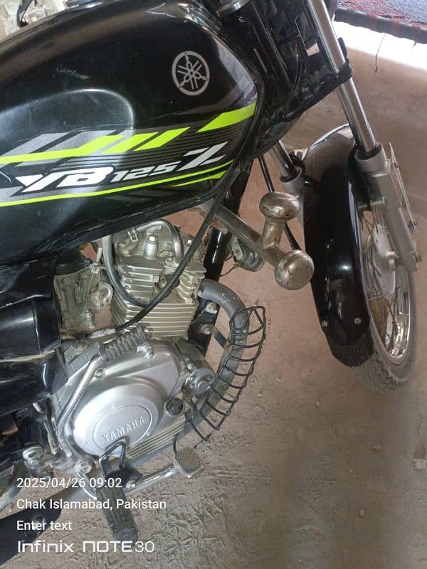 Yamaha YB 125Z Model 2022 3