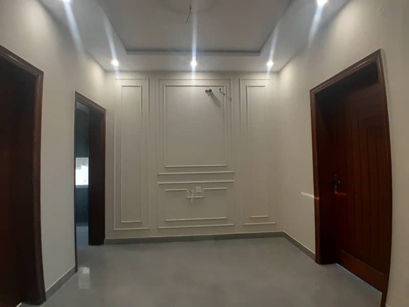 MODERN DESIGN BRAND NEW HOUSE 5 MARLA AVAILABLE FOR SALE IN PHASE ONE BAHRIA ORCHARD 11