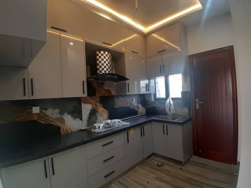MODERN DESIGN BRAND NEW HOUSE 5 MARLA AVAILABLE FOR SALE IN PHASE ONE BAHRIA ORCHARD 14