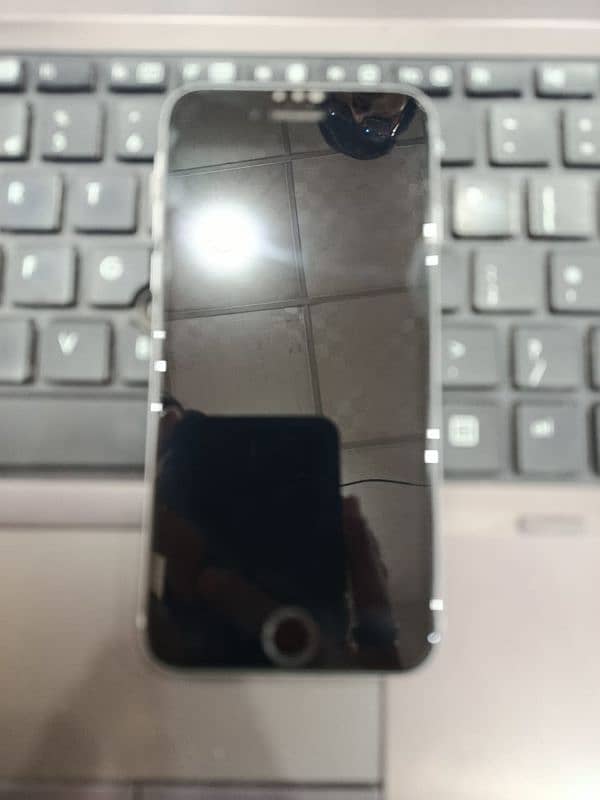 2Mobiles Tecno Spark 8c & iphone 6s 0