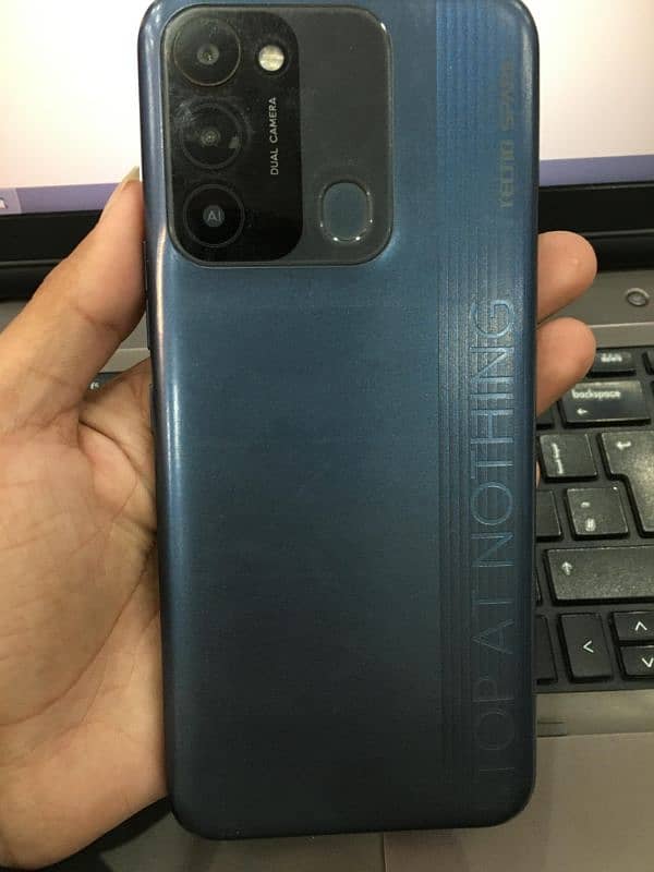 2Mobiles Tecno Spark 8c & iphone 6s 4