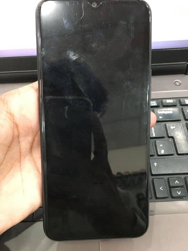 2Mobiles Tecno Spark 8c & iphone 6s 5