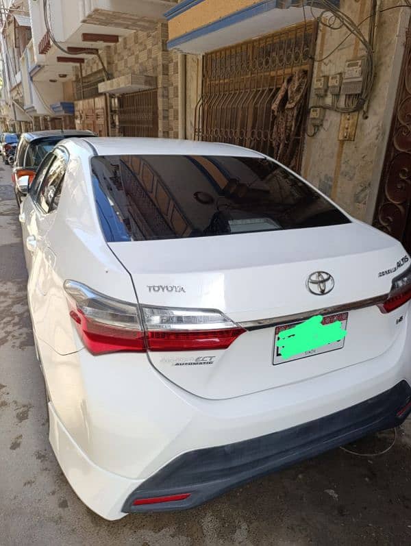 Toyota Altis 1.6 VVTI Automatic 2