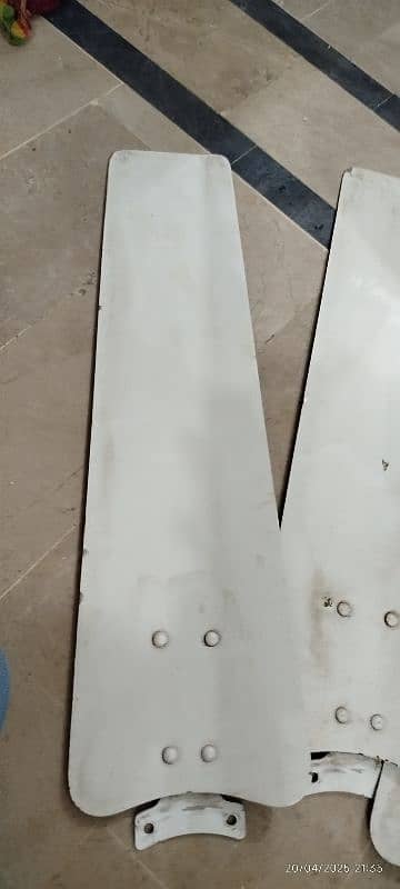 Two Ac fan in good original condition 2