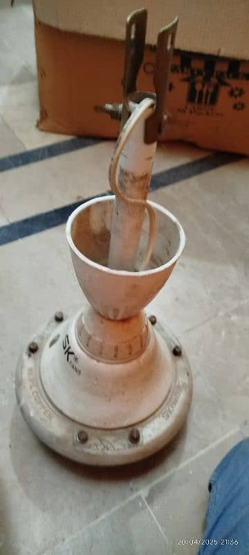 Two Ac fan in good original condition 5