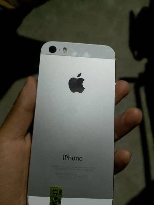 iphone 5s PTA approved 64gb memory My wtsp/03-29-48-80-566 0