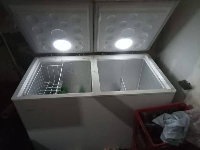 Haier D freezer with double door 2