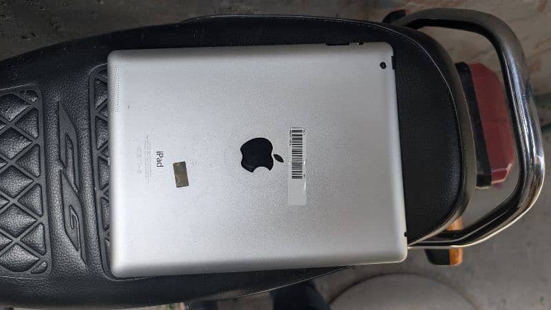 apple tablet gen4 1