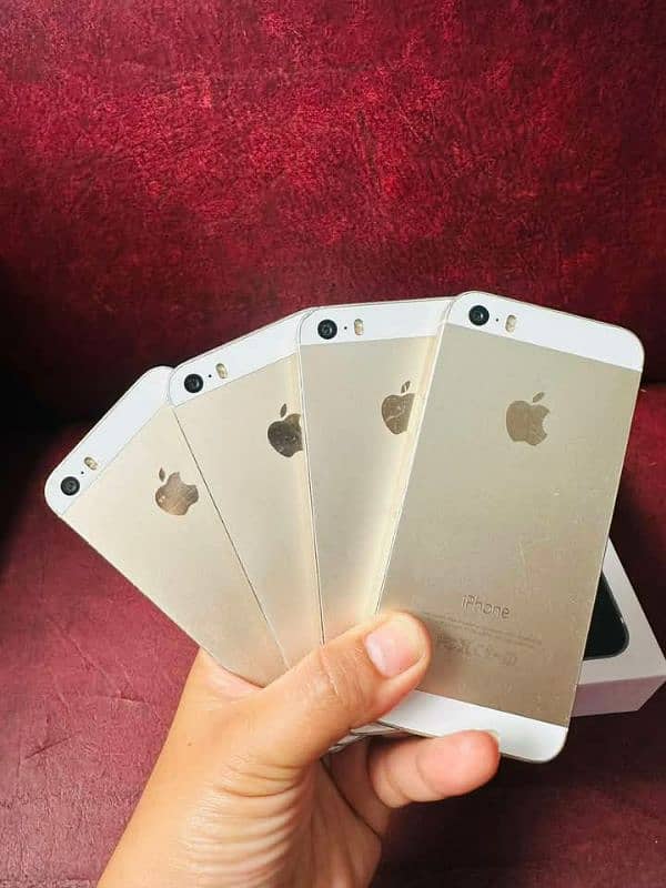 iphone 5s PTA approved 64gb memory my wtsp/0329-48-80-566 0