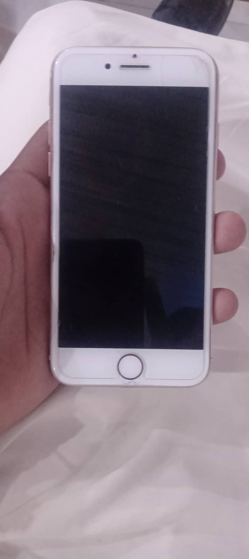 I Phone 8 Back Camera not working only Non Pta 6