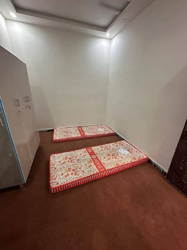 Furnished Room available for rent near 6th road Rawalpindi 9