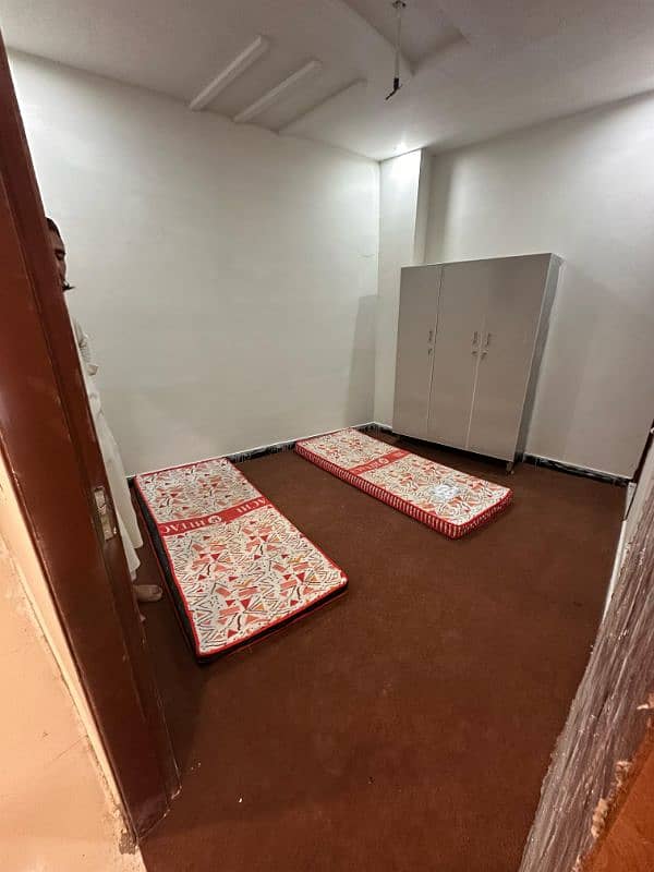 Furnished Room available for rent near 6th road Rawalpindi 10