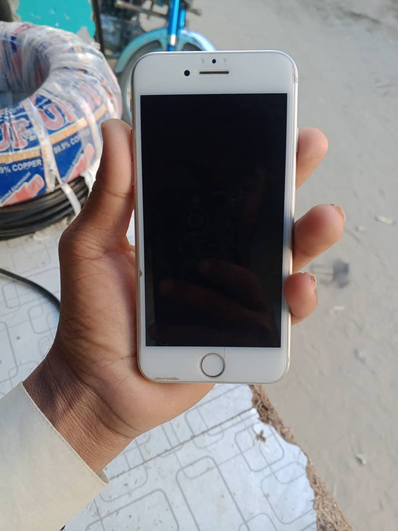 iPhone 8 1