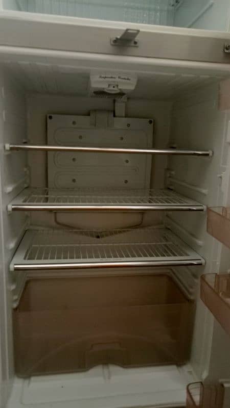 Dawlance Refrigerator Large 5