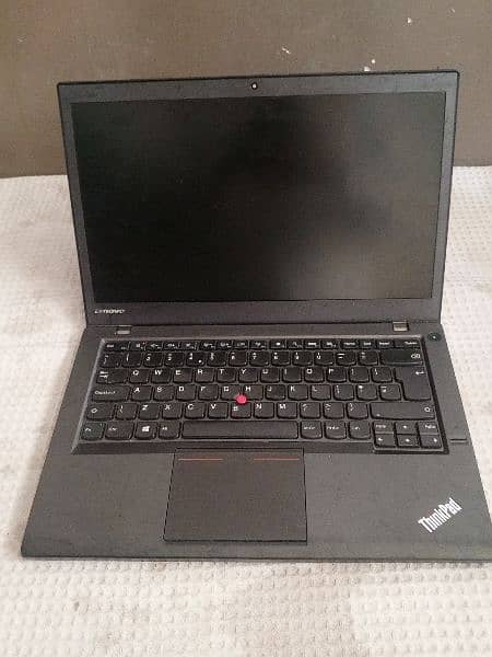 Lenovo Thinkpad core i5 4th generation 4 gb ram 125 gb SSD 0