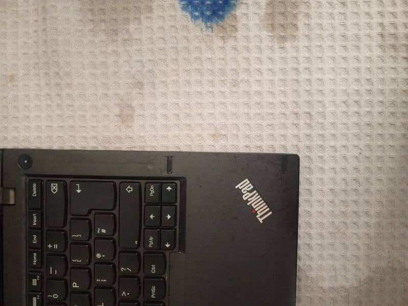 Lenovo Thinkpad core i5 4th generation 4 gb ram 125 gb SSD 1