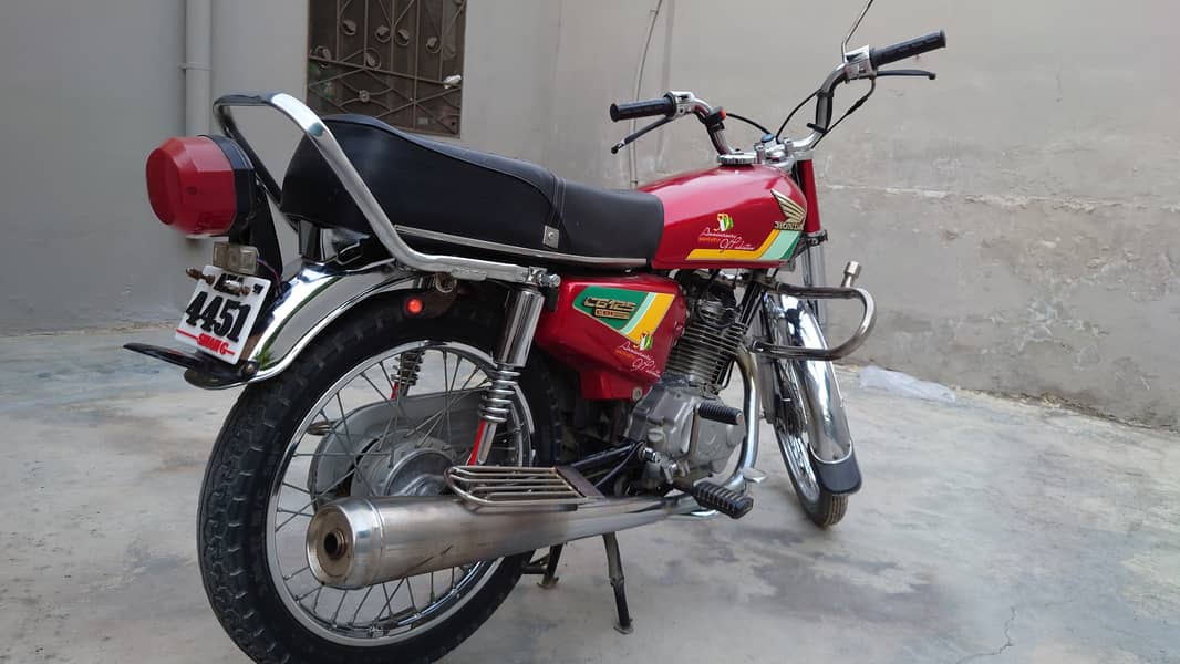 HONDA. 125.97 . MODLE 6