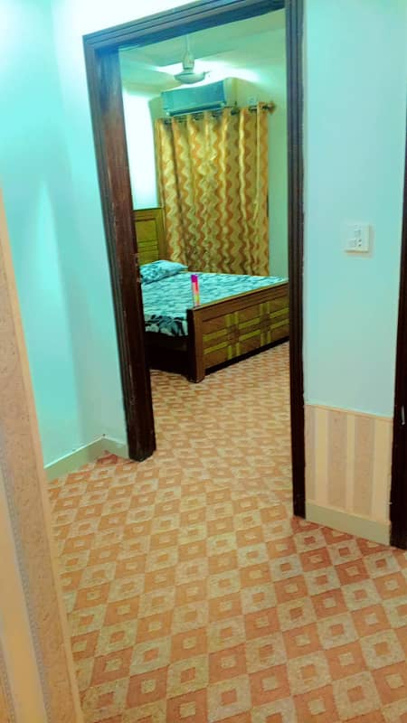 2 bed rom ful furnished safe & scour coupel allow bahria Town safe and secure n 4