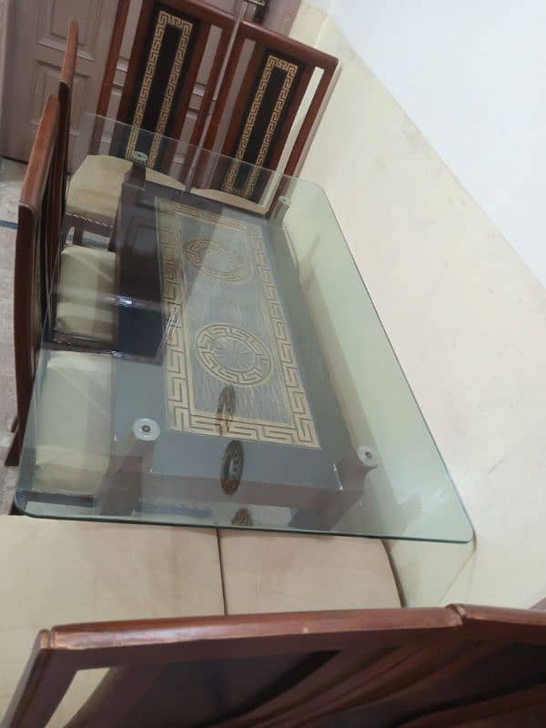 Dinning table with mirror. 6 chairs 3