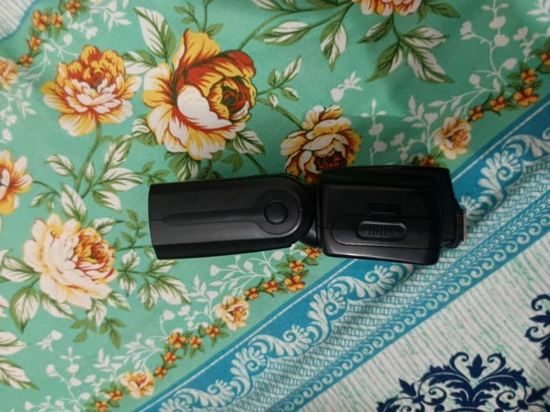 Apkina TL900 Flash Gun 3