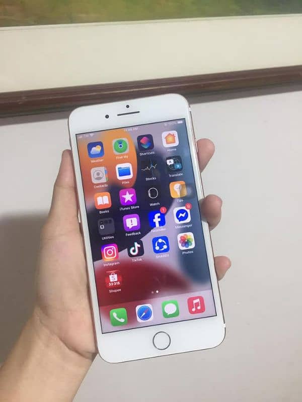 iphone 7 plus PTA approved 128gb memory my wtsp/0329-48-80-566 1