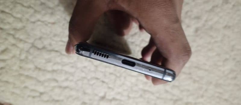 Samsung Galaxy S20 12/128 Dot On Screen (See Pictures) 6