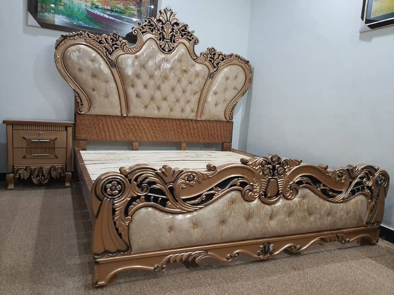 carving bed set brand new not used King size Cinyoti style (call only) 1