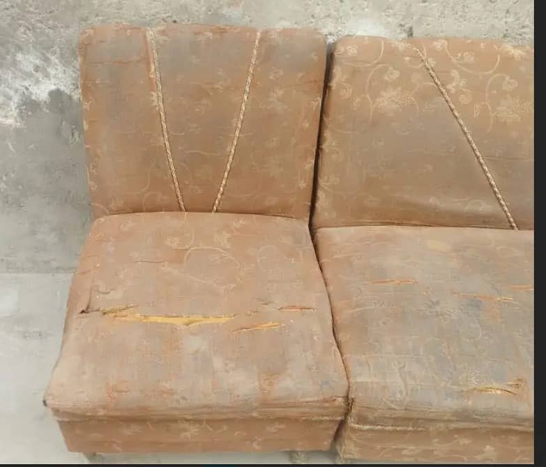 5 seater sofa useable/0303-8868142 1