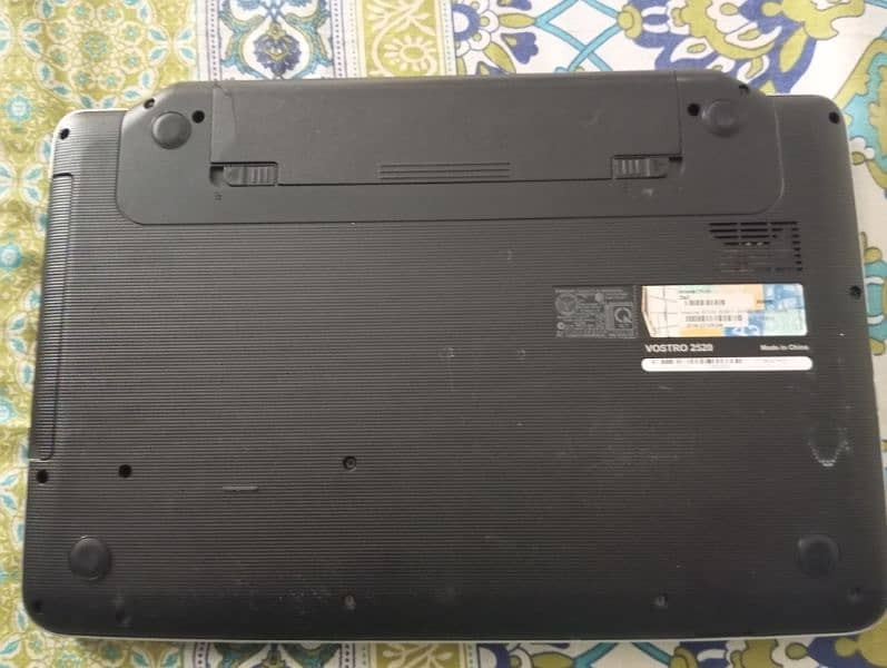Dell laptop core i5 3rd generation 4/300 3