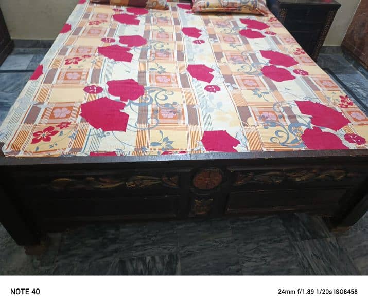 Wooden bed for sale in good condition 3
