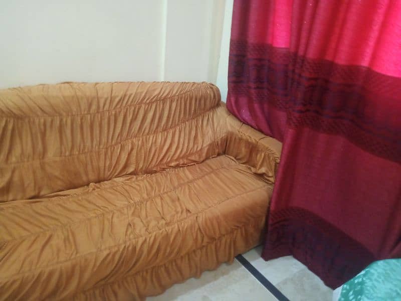 3/1/1 SoFa Set Available For Selling 9