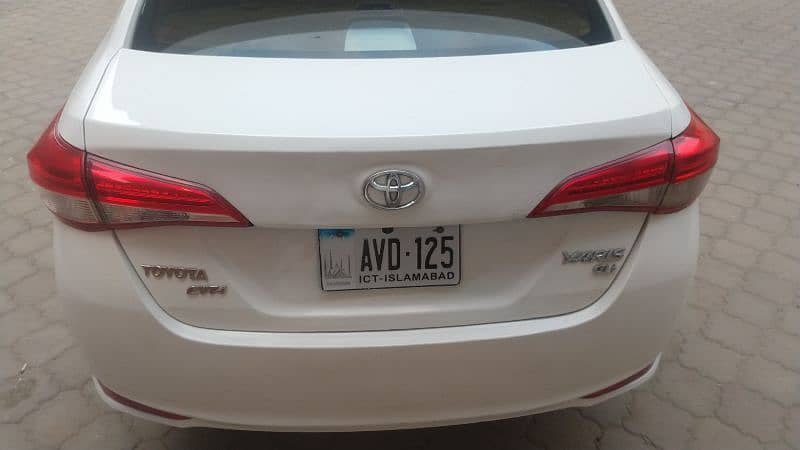 Toyota Yaris 2021 4