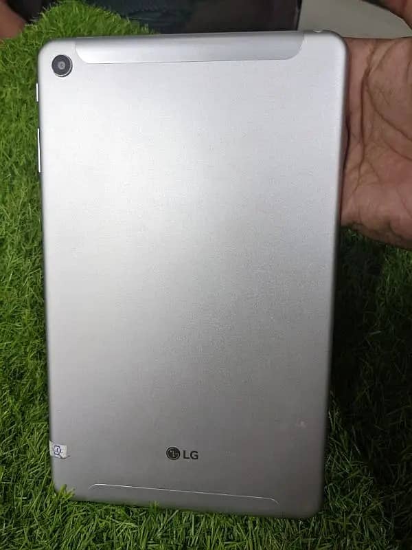 tablets/tab/tabs/gaming tab/kids tab/Samsung tab/ipad 2