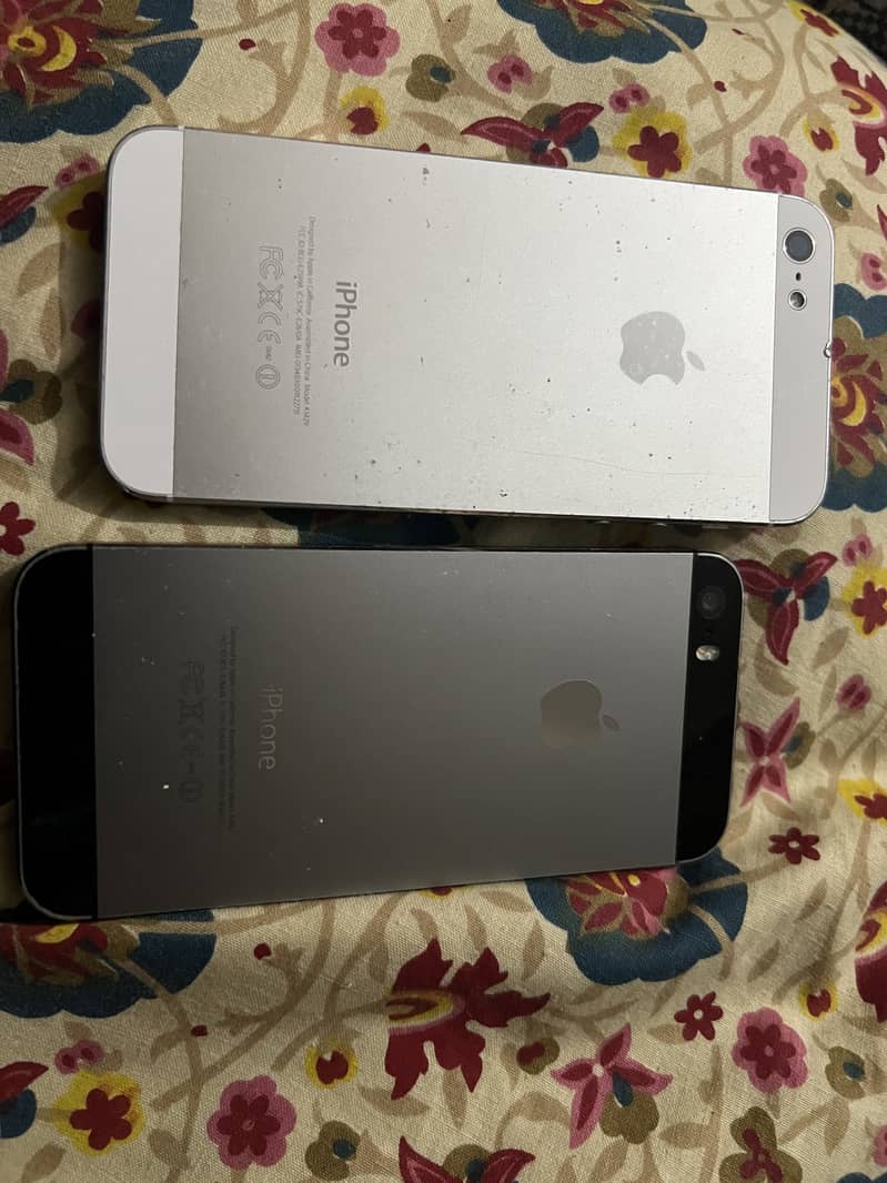 iPhone 13 Pro Non PTA with free iPhone 5 4