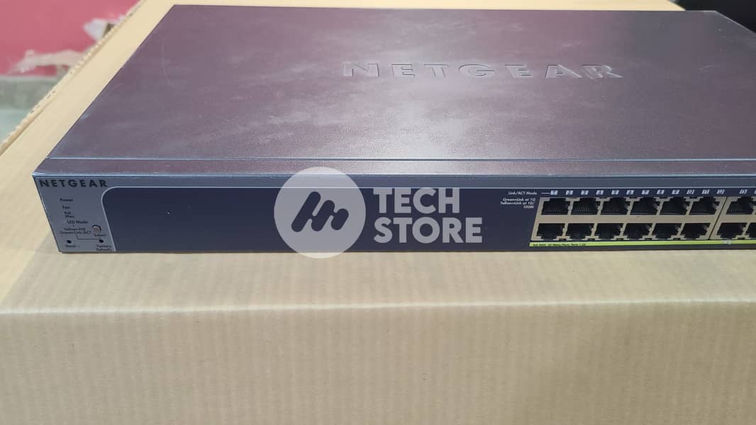 NETGEAR Gigabit Ethernet Smart Switch 28-Port PoE (GS728TPP) (Renewed 8