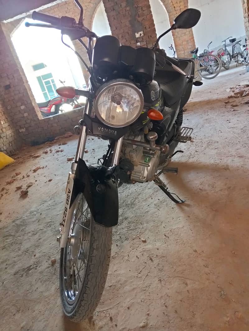 Yamaha YB 125Z Model 2022 10