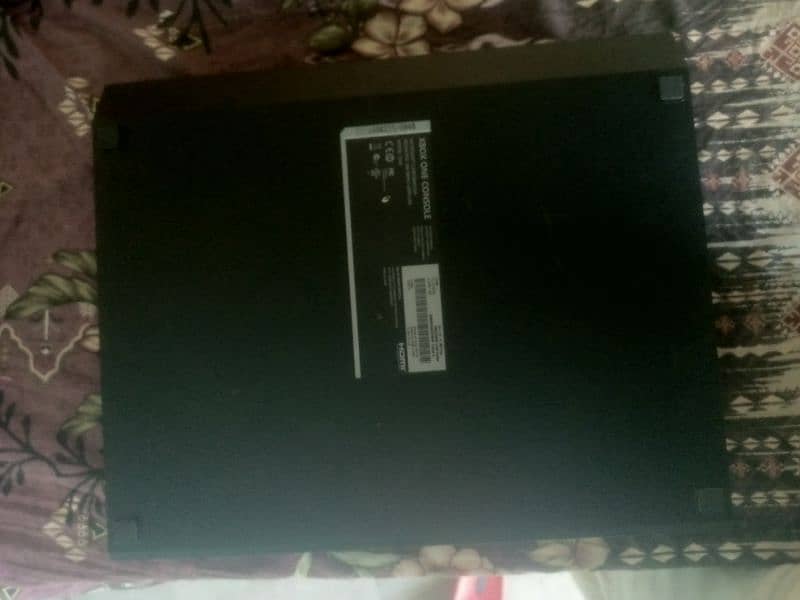 Xbox One 500gb non jailbreak with 3 games disc 5