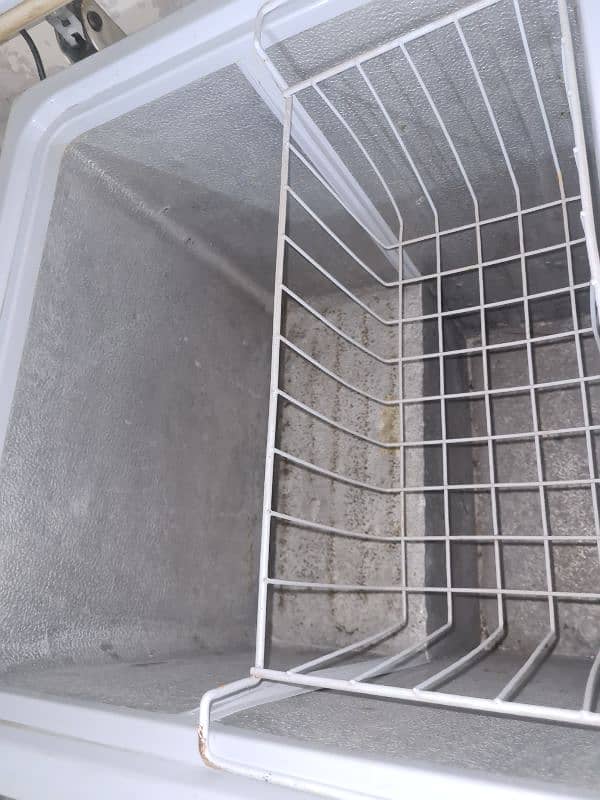 Dawlance TWO DOOR FREEZER 8