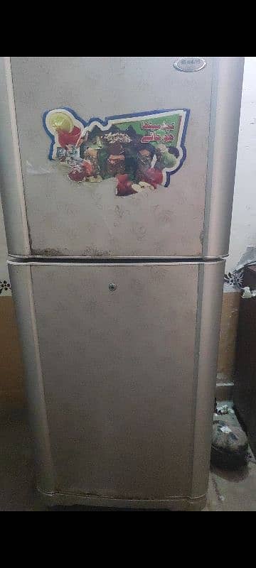 Waves refrigerator for sale urgent. 5
