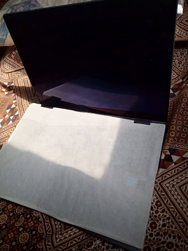 Samsung Galaxy book utra 7 155H 360 touch 11