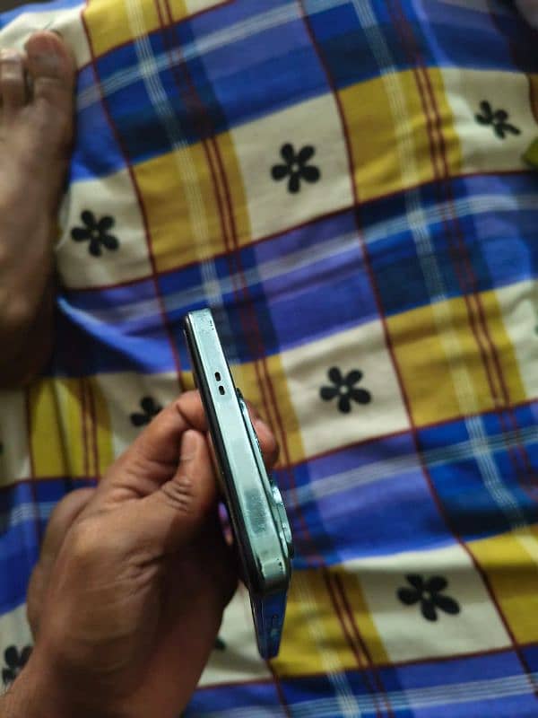 infinix hote 40 pro 3