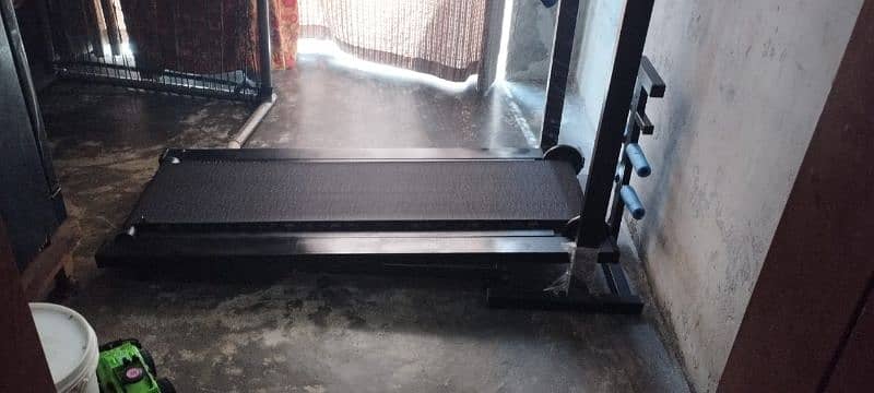 Running Machine 4