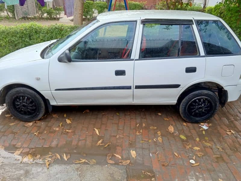 suzuki cultus VXR model 2006 white colour multan number good condition 15
