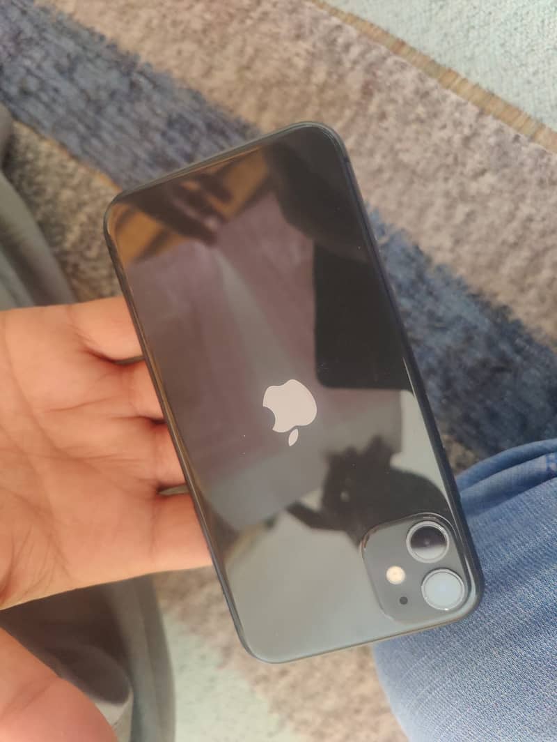 I phone 11 jv 64gb sim working 3 months 1