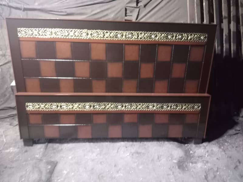 Bed / bed set / king size bed / double bed / wooden bed /side tables 2