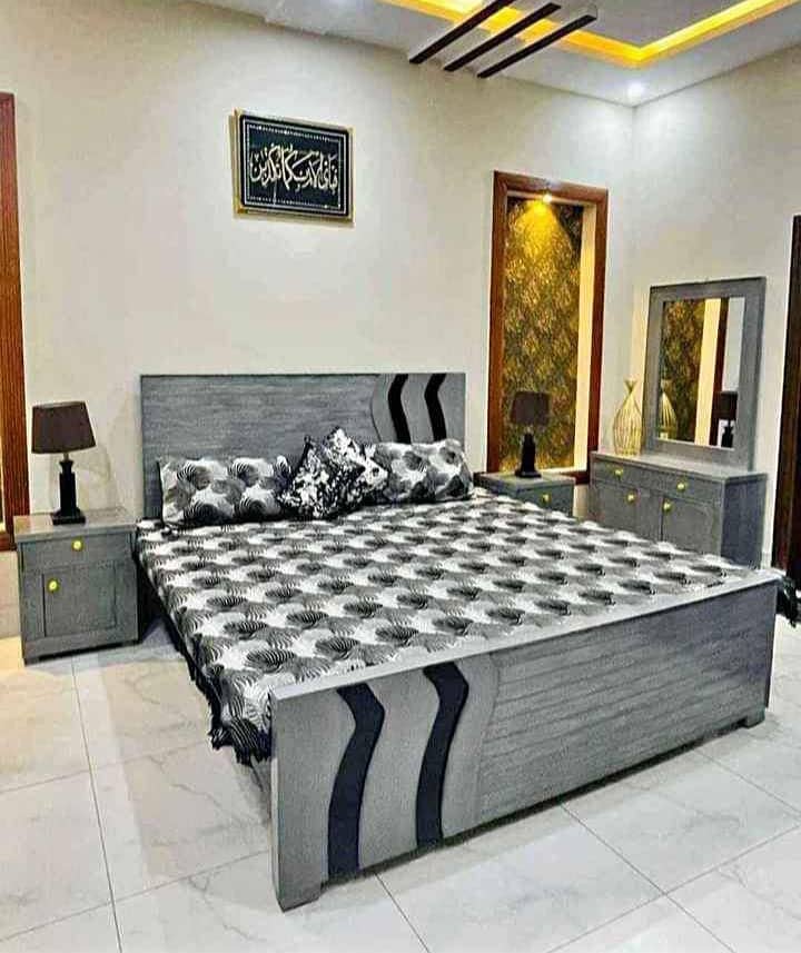 Bed / bed set / king size bed / double bed / wooden bed /side tables 8