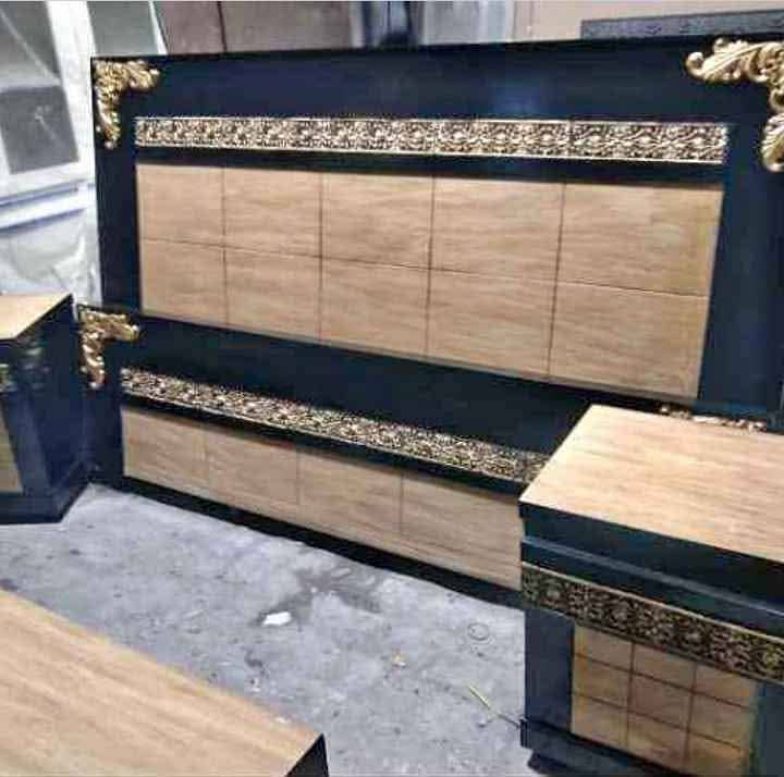 Bed / bed set / king size bed / double bed / wooden bed /side tables 10
